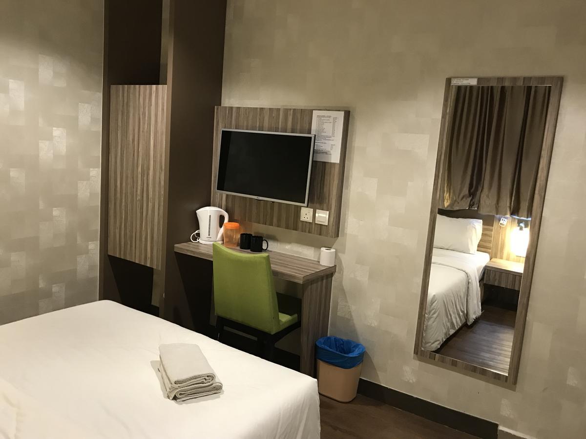 Victory Hotel Τζόχορ Μπάχρου Εξωτερικό φωτογραφία