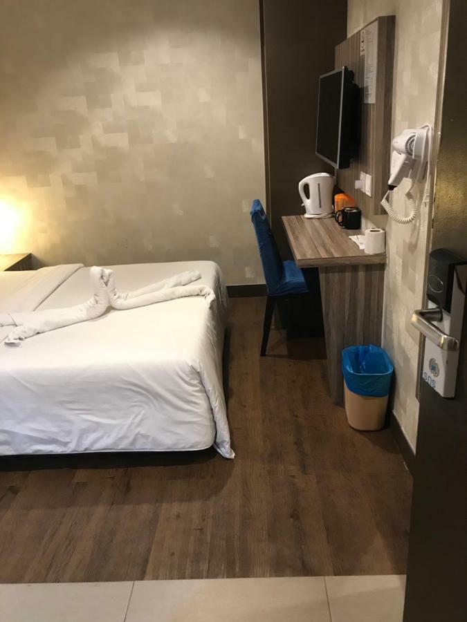 Victory Hotel Τζόχορ Μπάχρου Εξωτερικό φωτογραφία